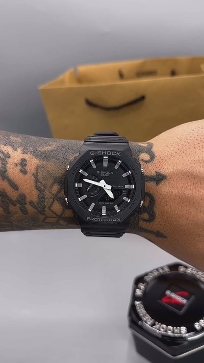 G-SHOC_K GA 2100 white black